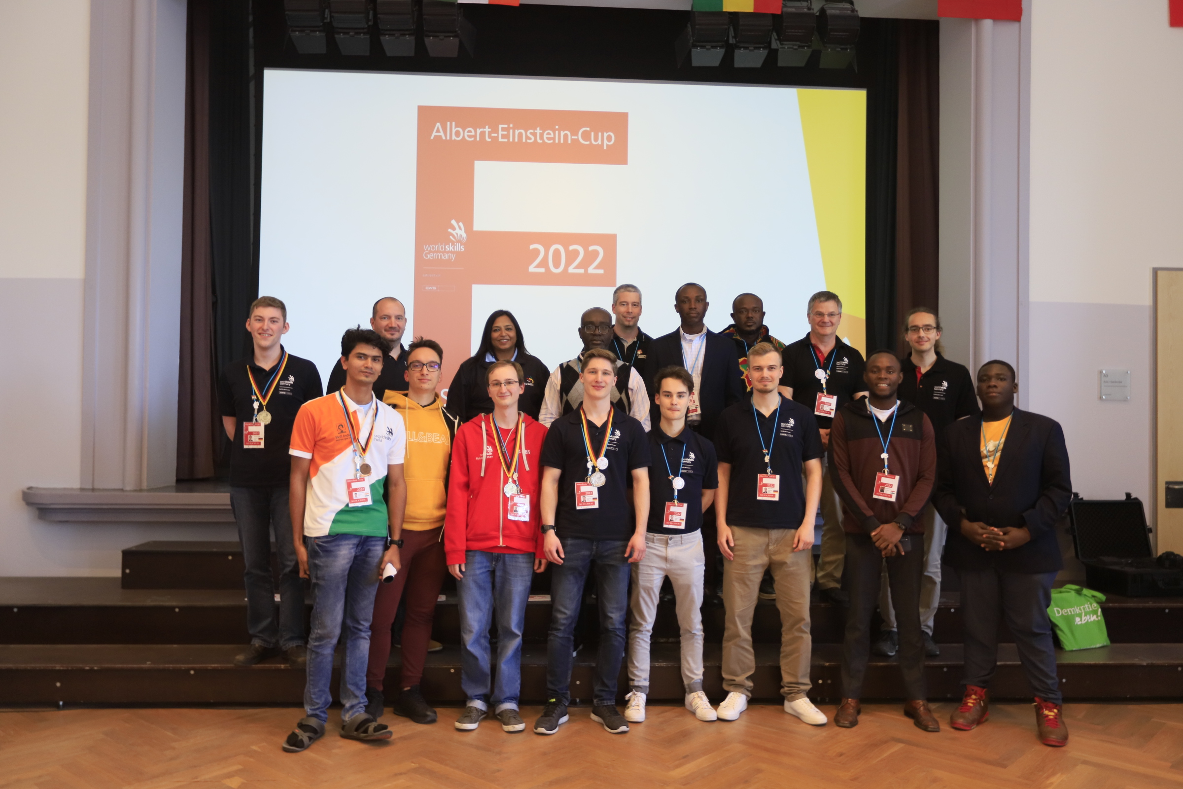 Kampf um die Titel "Bester App- und Softwareentwickler" am Albert-Einstein-Cup 2022