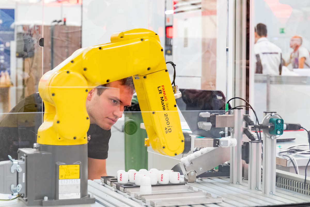 Deutsche Meisterschaft Robot System Integration - Jetzt anmelden!