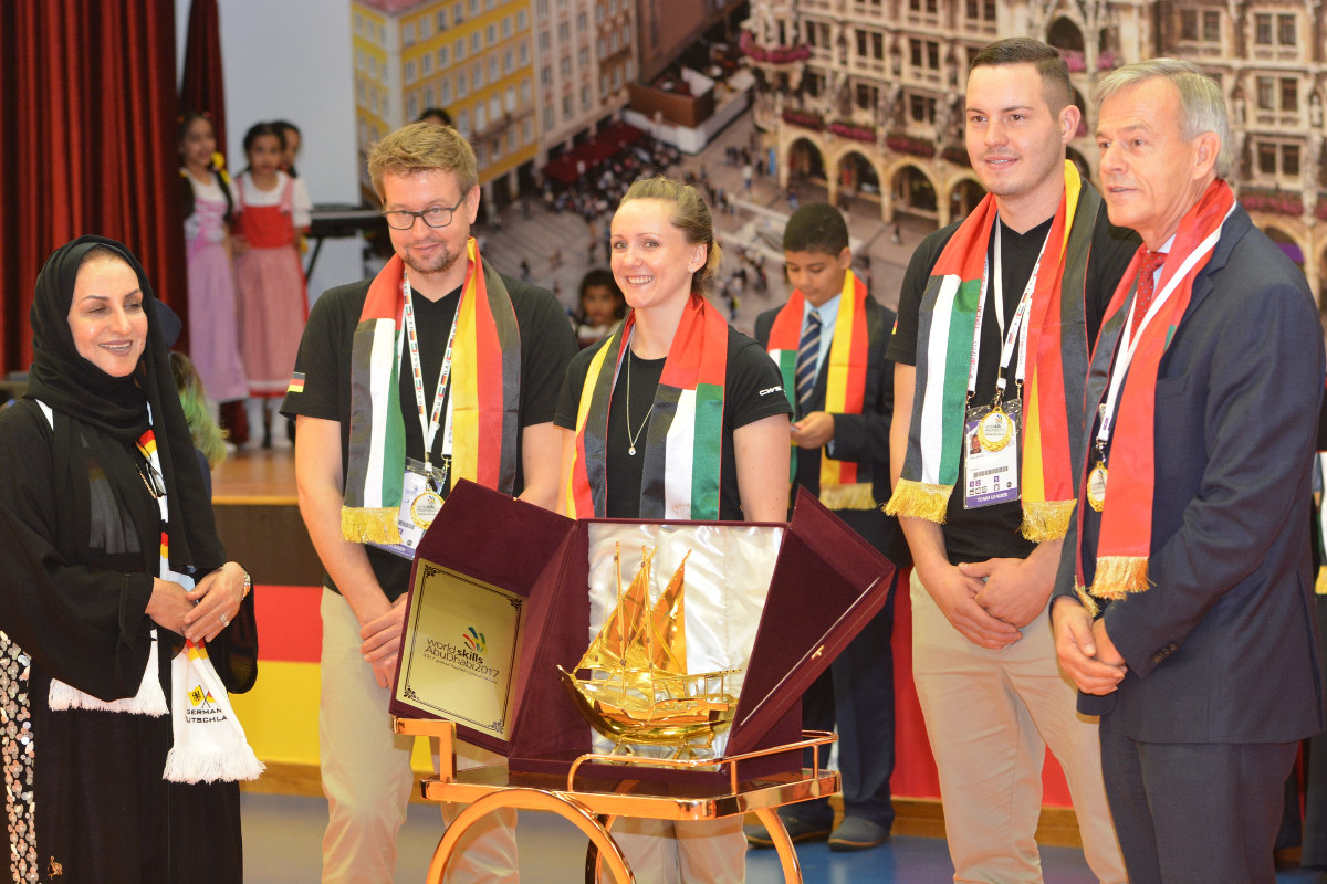 Warmherziger Empfang für Team Germany in der Hamdan Bin Zayed Schule