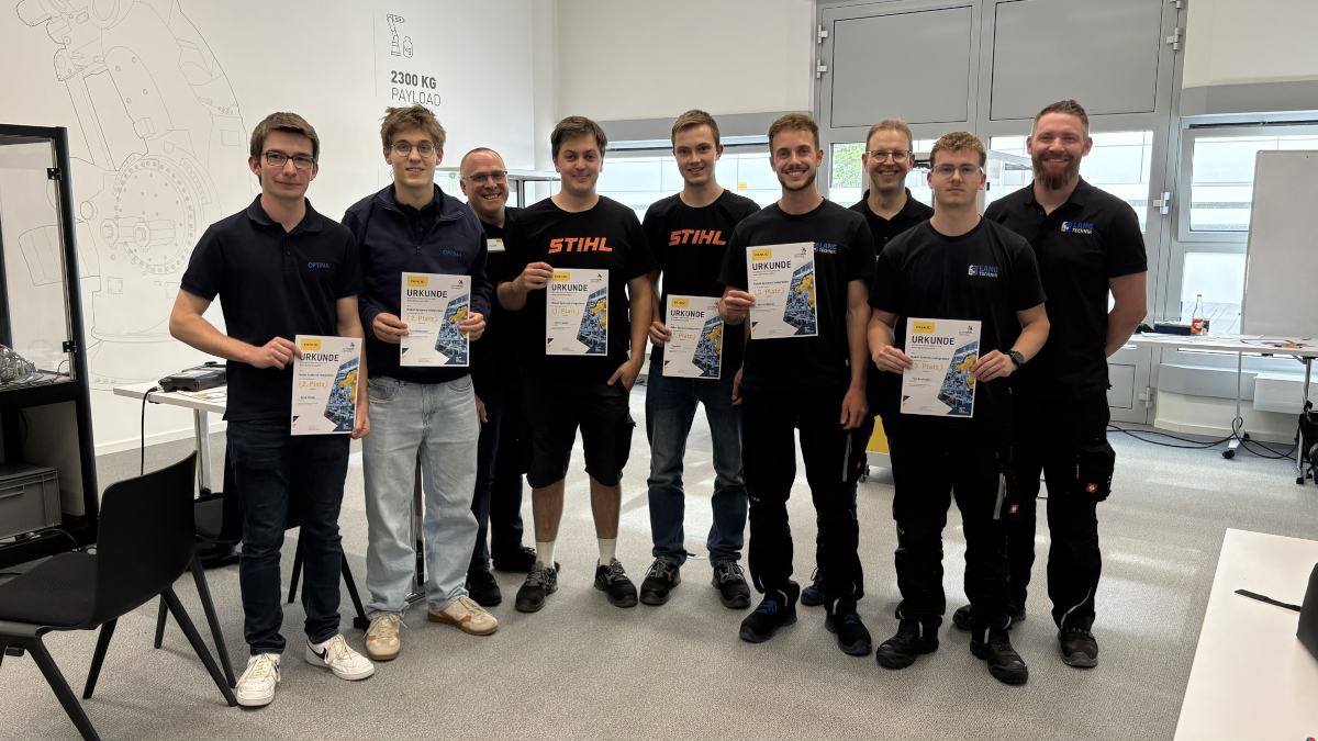 Spannender Robotik-Auftakt in Neuhausen: Azubis glänzen beim ersten FANUC Regio Cup